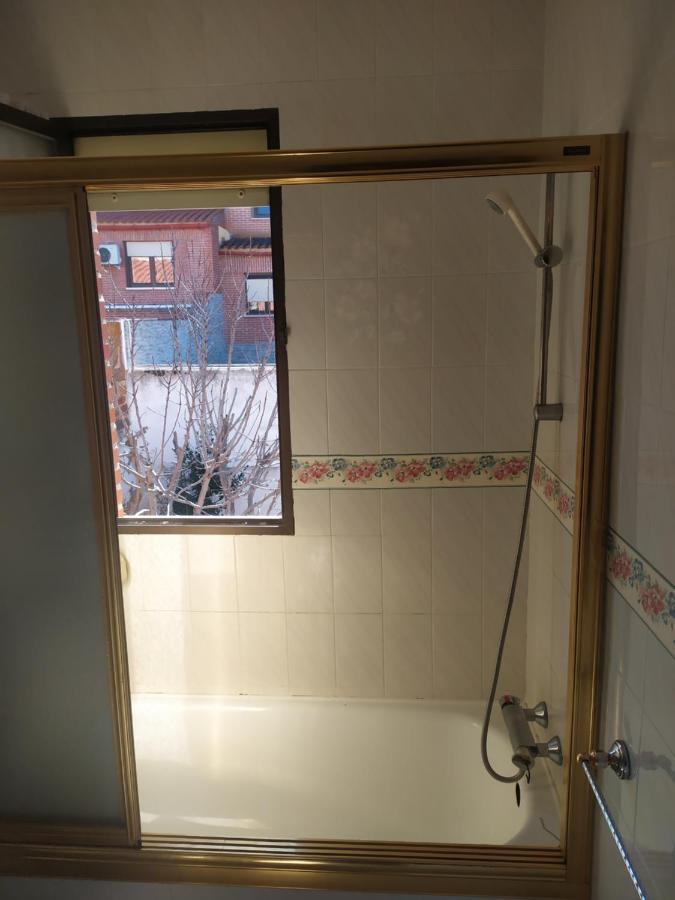 Habitacion Privada Triple Toledo Eksteriør bilde